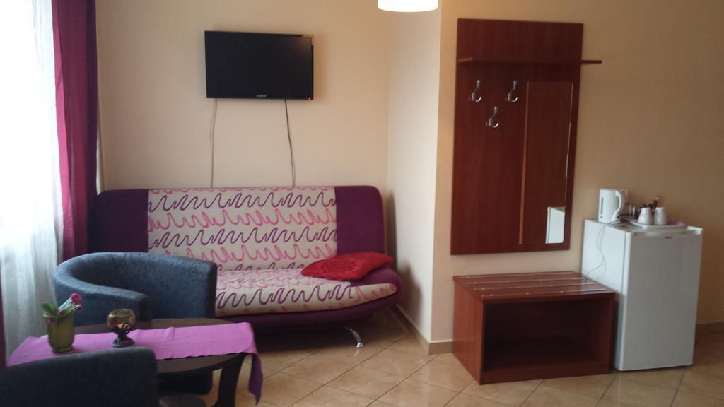 Hotel Elda 2 Быдгощ Экстерьер фото