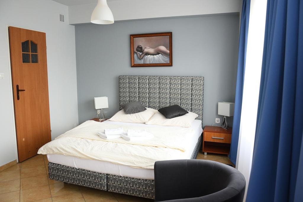 Hotel Elda 2 Быдгощ Экстерьер фото