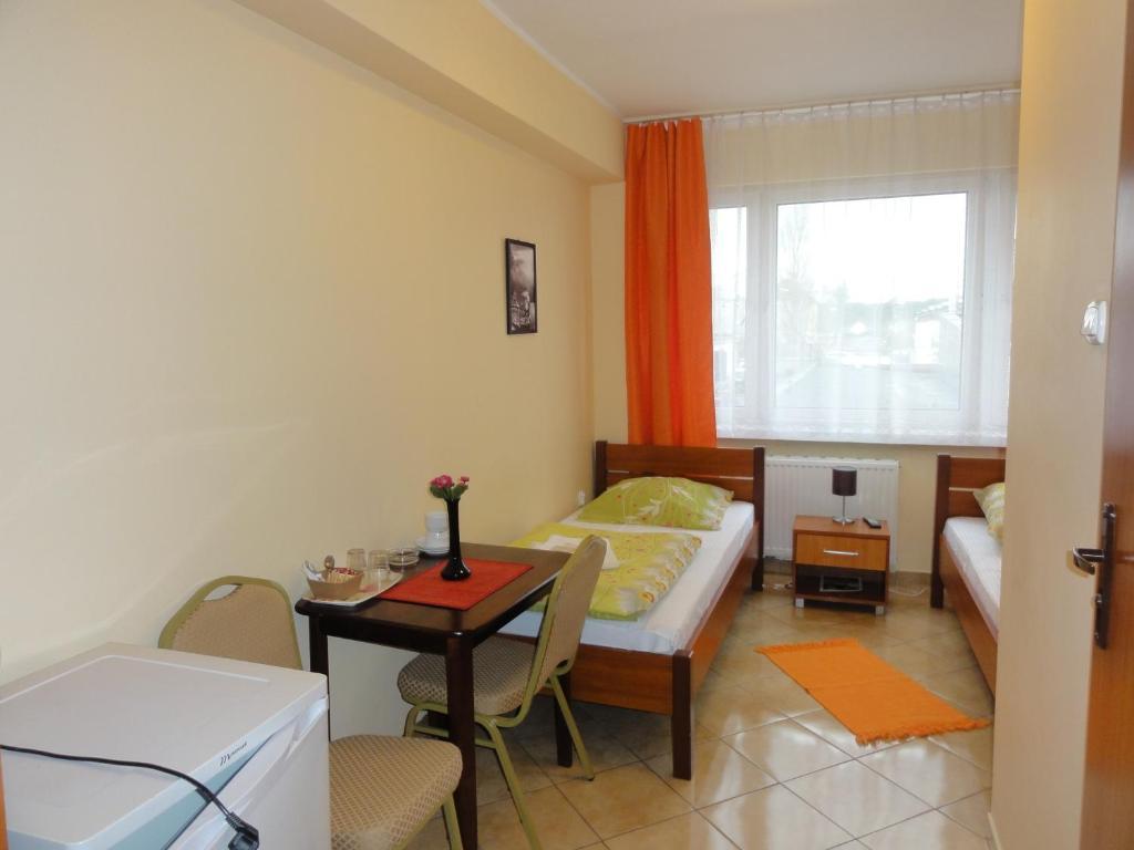 Hotel Elda 2 Быдгощ Экстерьер фото