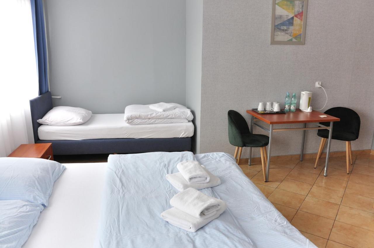 Hotel Elda 2 Быдгощ Экстерьер фото